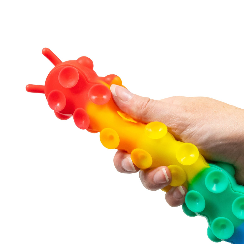 CHENILLE ARC-EN-CIEL À POUSSER ET À SUCCION LUMINEUX