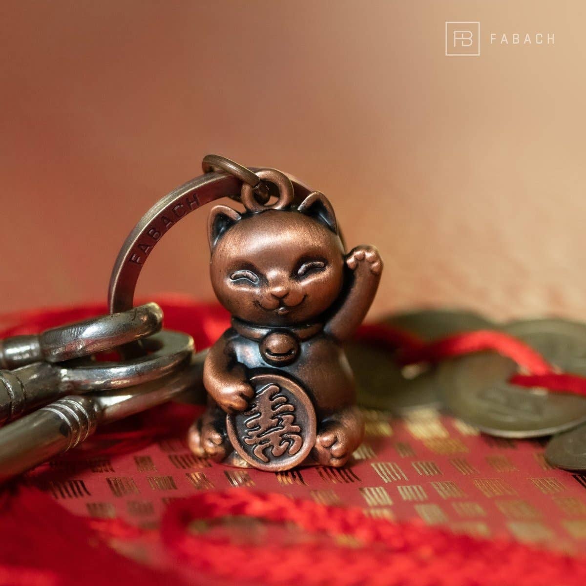porte cles chat chanceux maneki neko fabach 