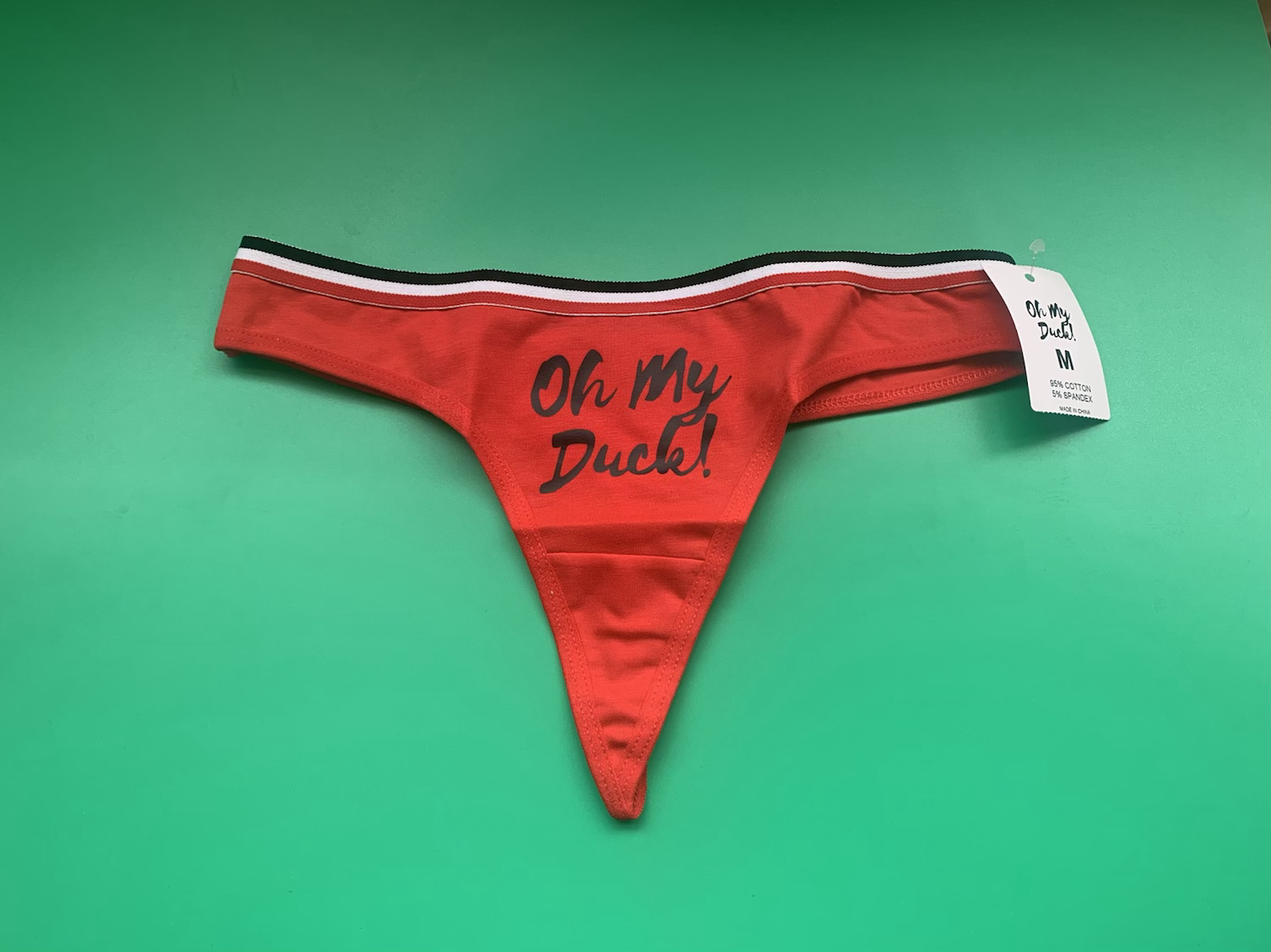 String Oh My Duck Rouge