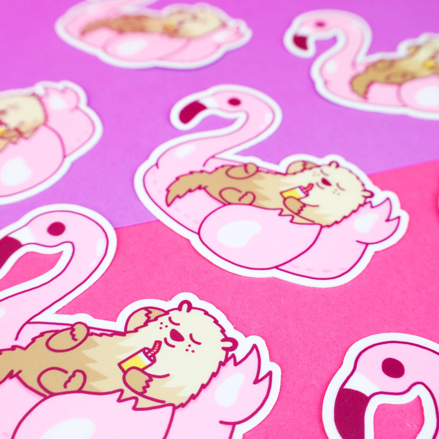 Sticker Pool Party Loutre sur Bouée Flamant Rose Turtle's Soup CoinCaillerie