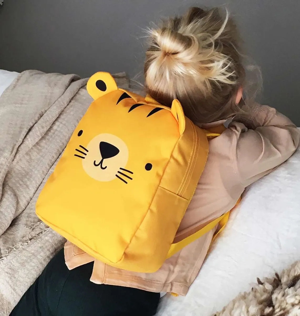 Petit sac à dos enfant - Tigre – vue 8 – A Little Lovely Company