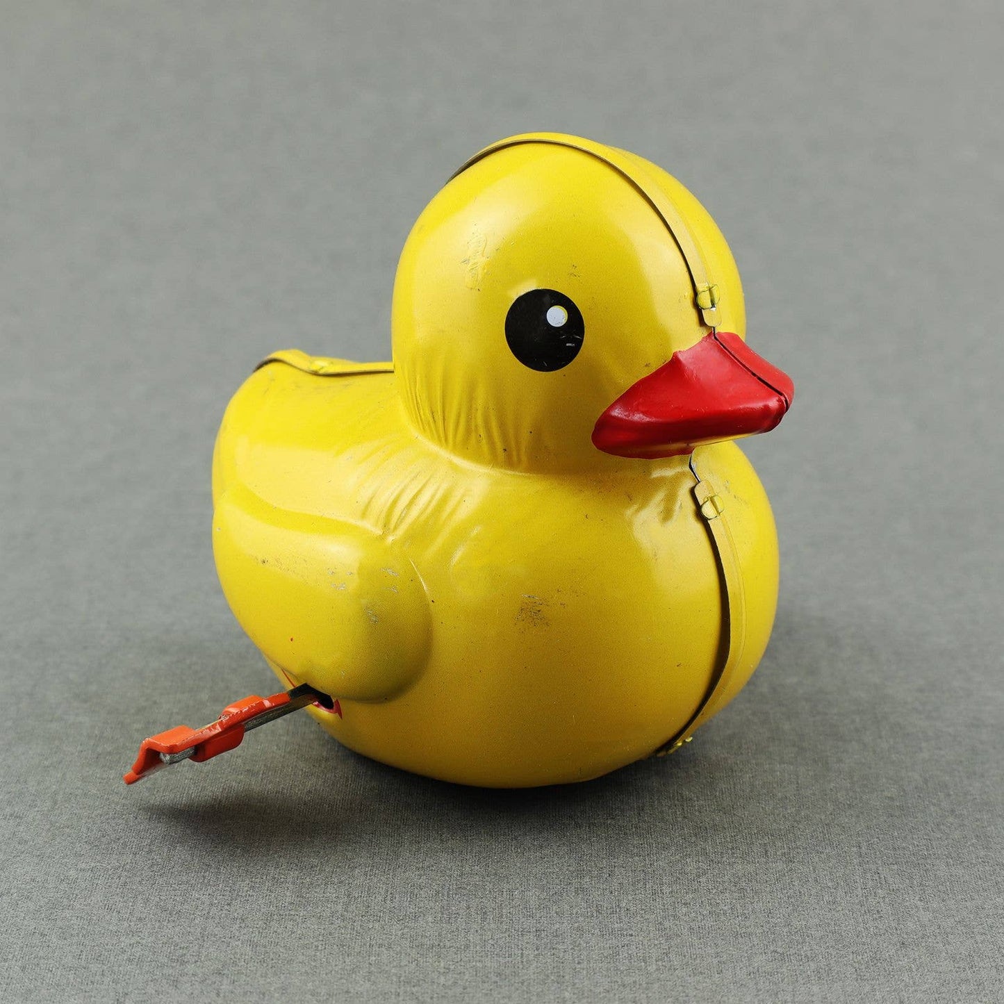 Canard à remonter en étain