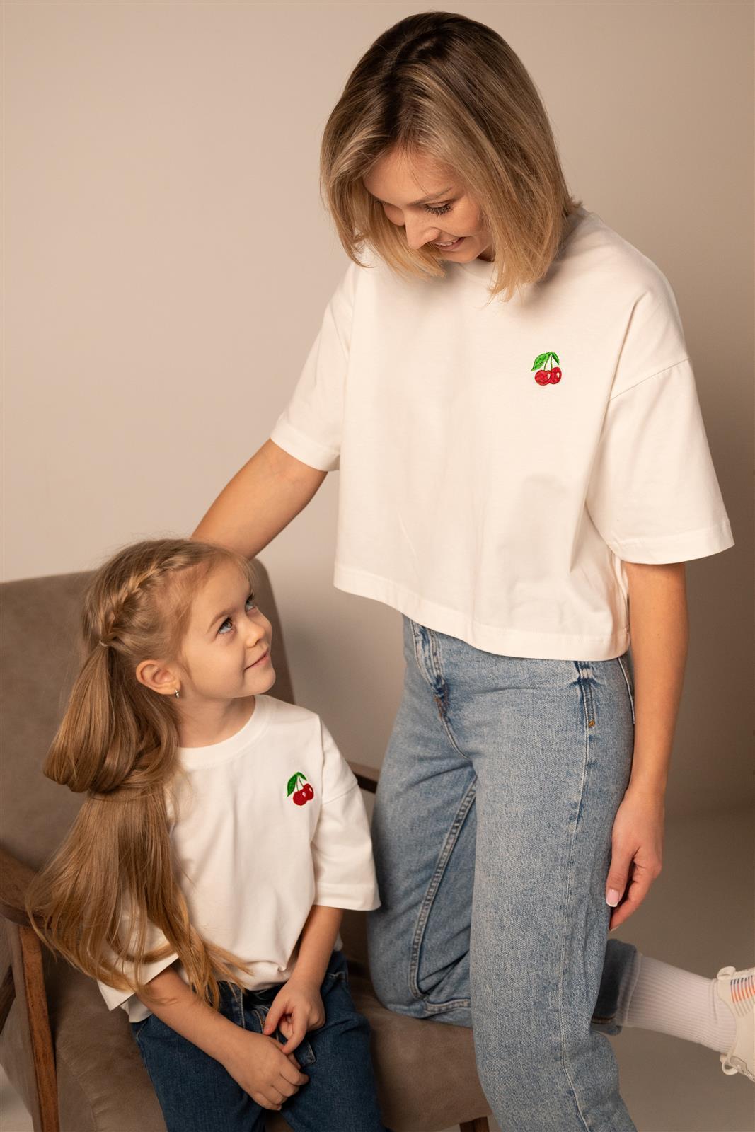 T-shirt court Cerise – vue produit 5