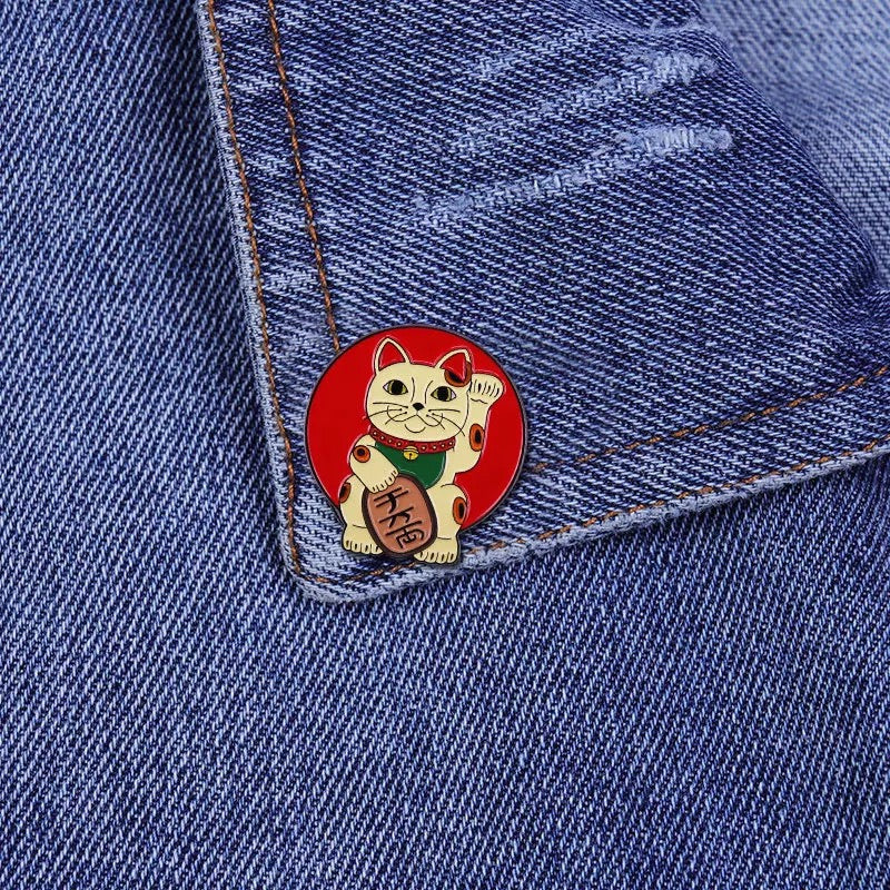 pins chat chanceux soleil levant lcc 