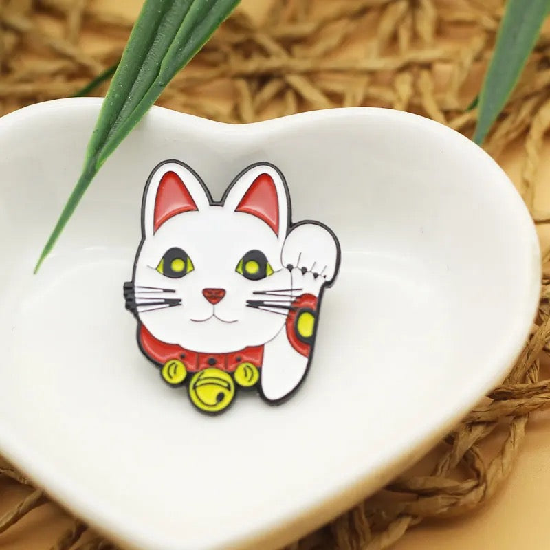 pins chat chanceux tete lcc 