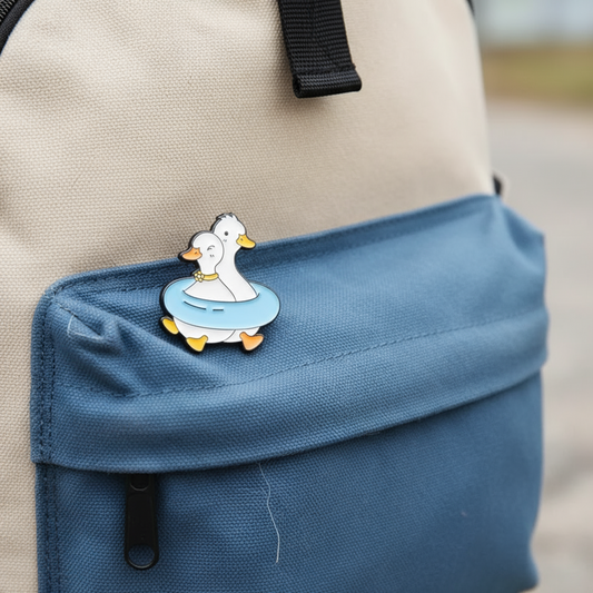 Pine White Ducks-boei