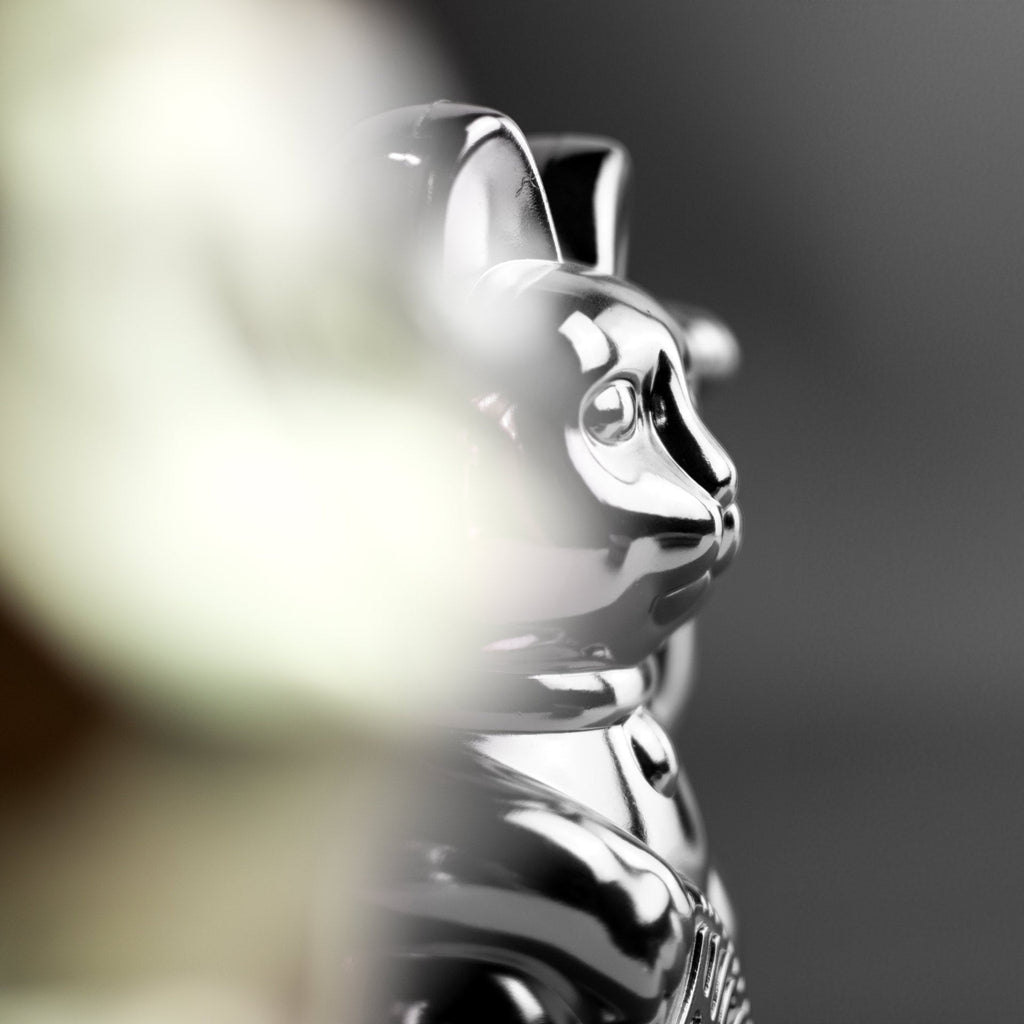 Chat Chanceux Argent Brillant “Nova”