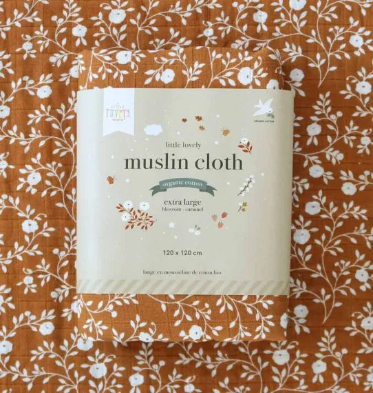 Lange XL en coton bio - Fleurs Caramel – vue 7 – A Little Lovely Company