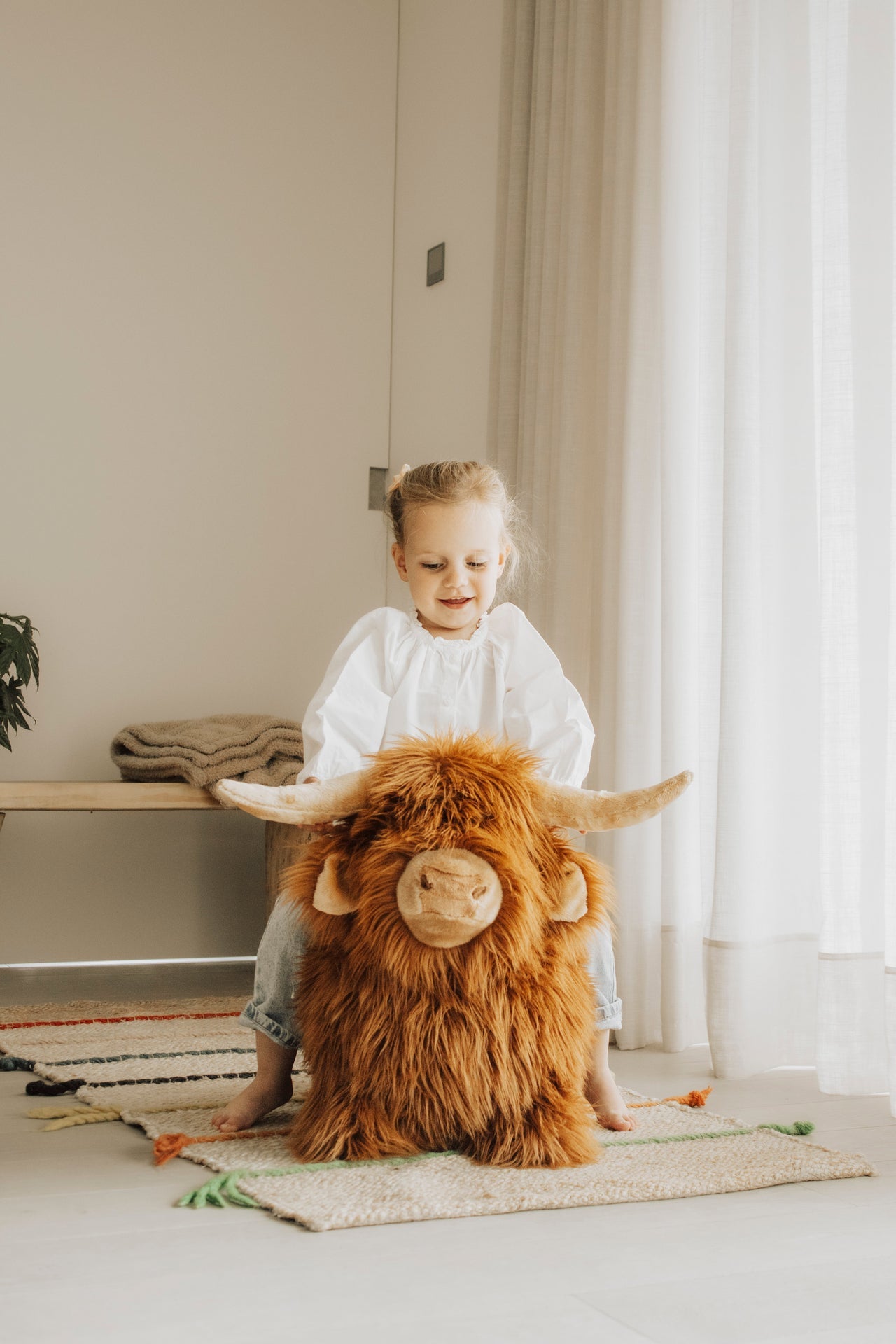 Vache Highland doux et rebondissant - Wild & Soft