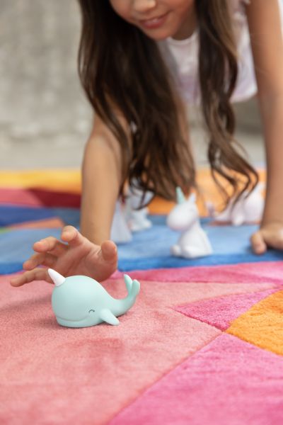 mini veilleuse narval bleu dhink 