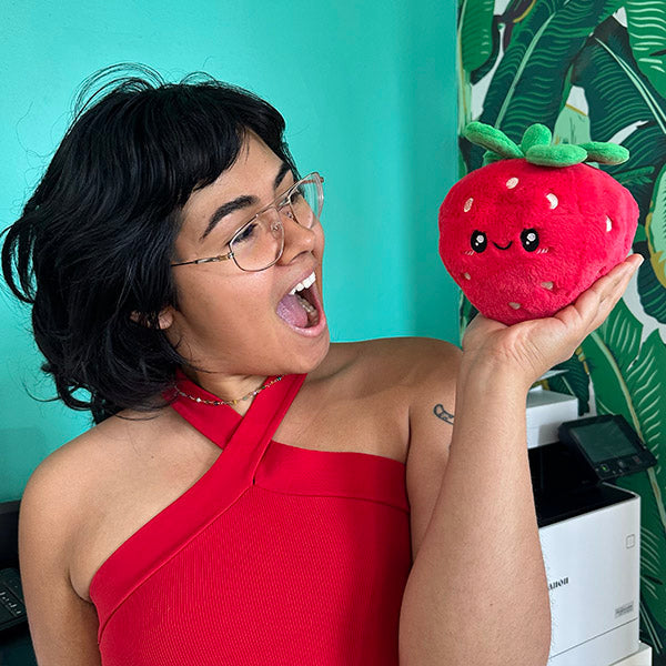 Peluche Snacker Squishable – Fresa